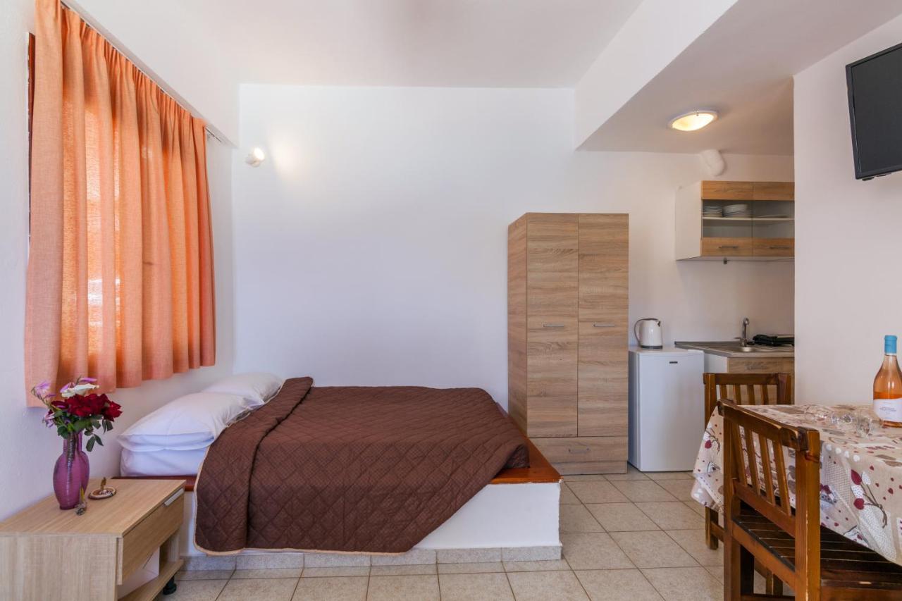 Anatoli Lygaria Apartments On The Beach Ligaria  Extérieur photo